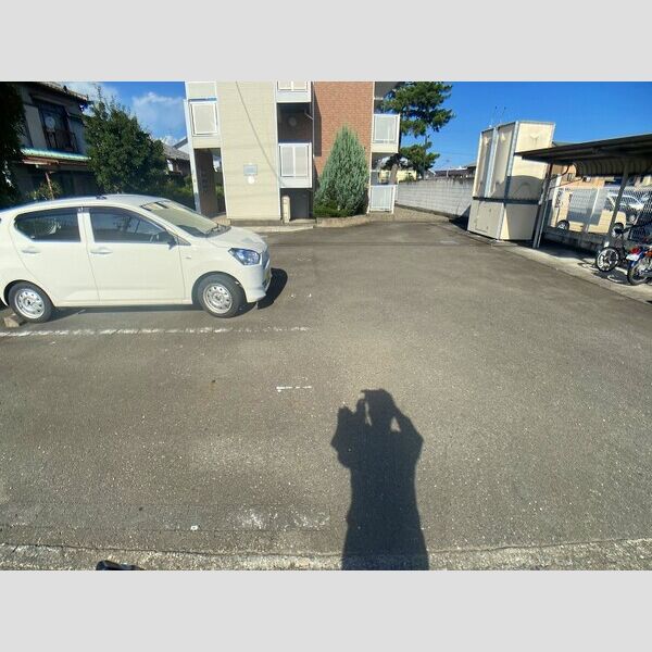 レオパレスオネスティ 室内写真9
