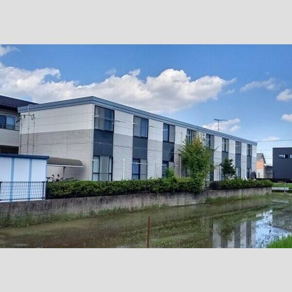 レオパレスWEST WING 建物画像
