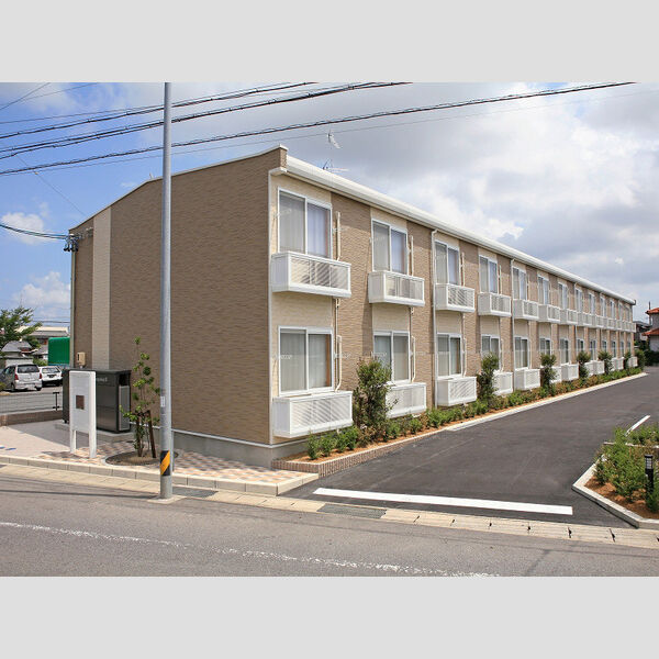 レオパレスエレガンテ大和 建物画像