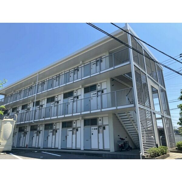 レオパレスペリエⅡ 建物画像
