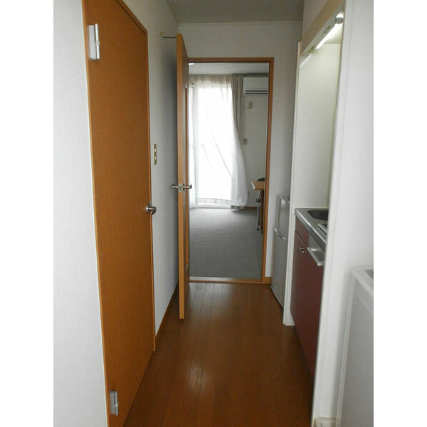 レオパレスルーチェ 室内写真7