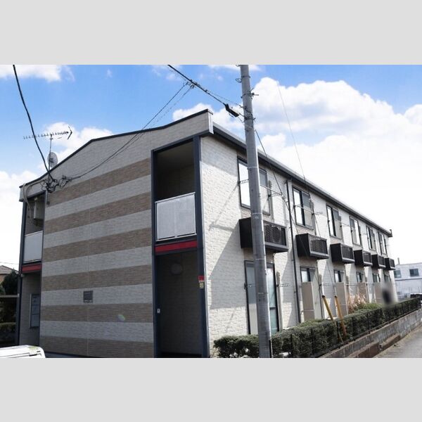 レオパレスクゥラージュ 建物画像
