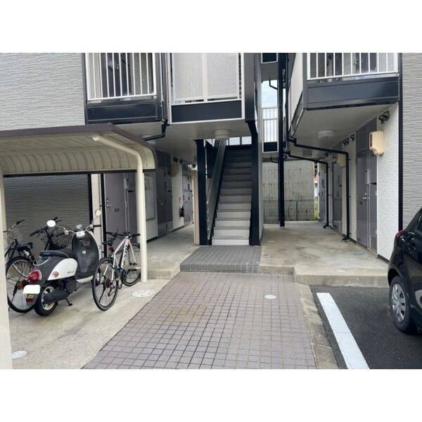 レオパレス向山West 室内写真7