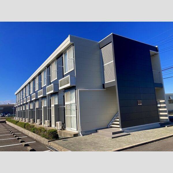 レオパレスメルベーユ 建物画像