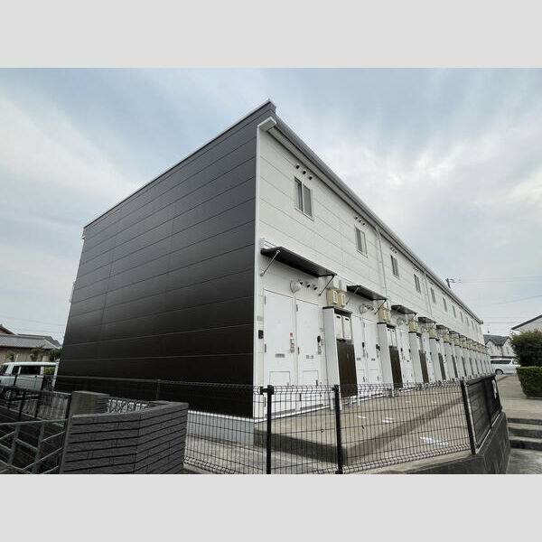 レオパレスフローラ 建物画像