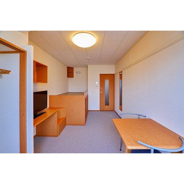 レオパレスリッキーブルー 室内写真3
