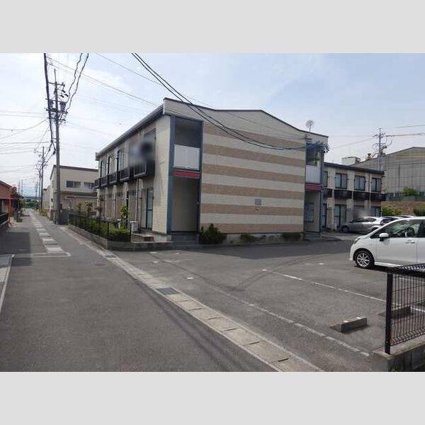 レオパレスキャロット 建物画像