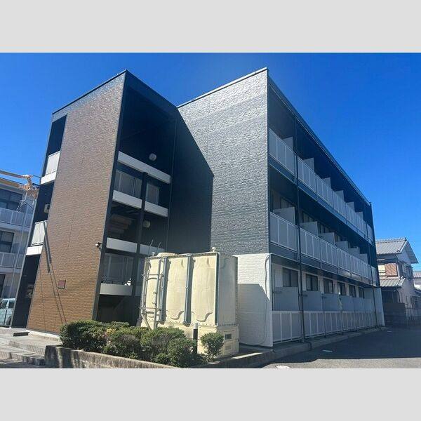 レオパレスサンハマチ 建物画像