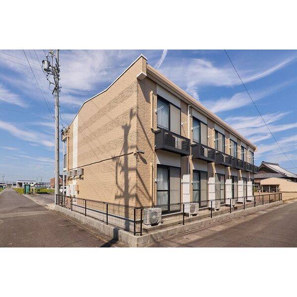 レオパレス千優加 建物画像