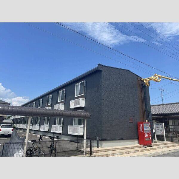 レオパレス津興
