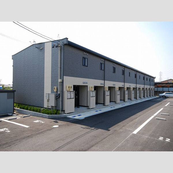 レオパレスプレミアム 建物画像