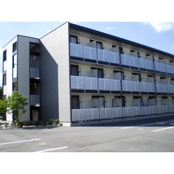 レオパレスリヴァージュ 建物画像