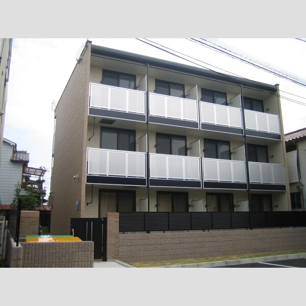 レオパレス梅北フィオーレ 建物画像