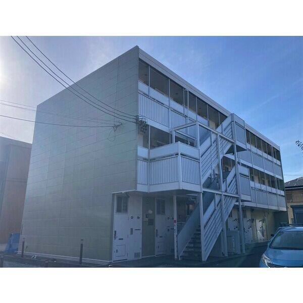 レオパレスWakamizu 建物画像