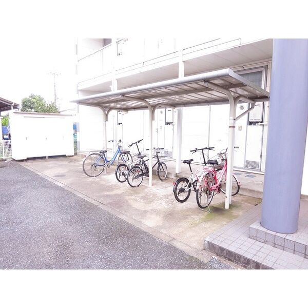 レオパレスクレスト 室内写真5