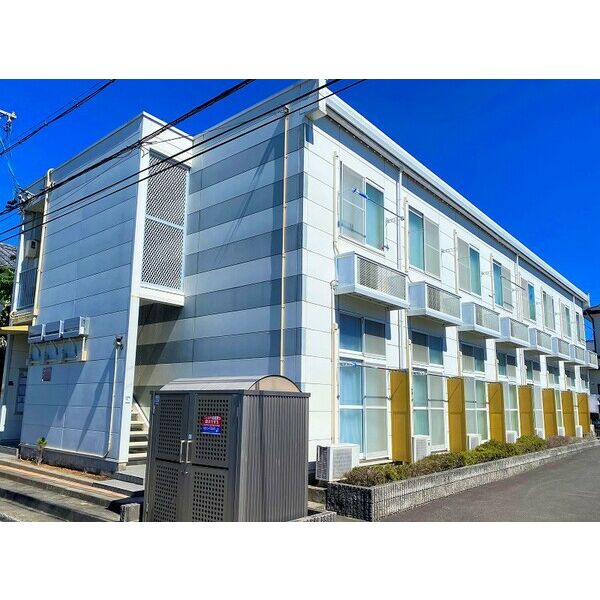 レオパレスモンターニュ 建物画像