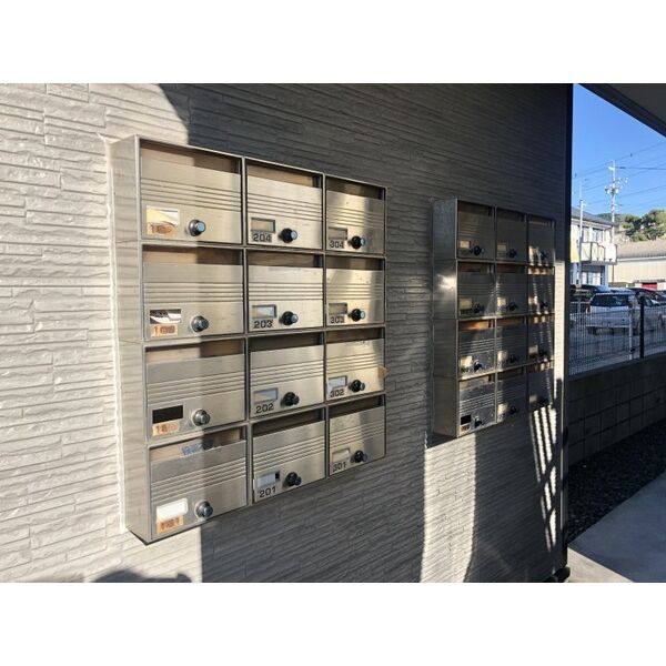 レオパレスカーサフィオーレ 室内写真8