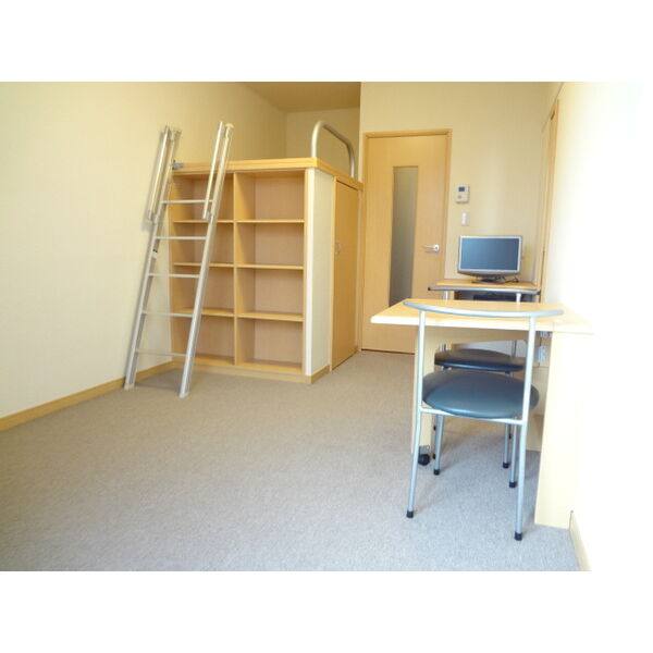 レオパレスNAORAI 室内写真5