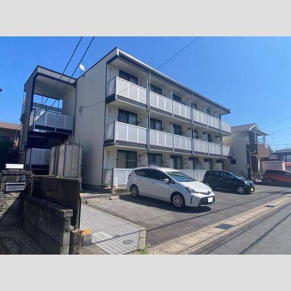 レオパレスYAHAGIⅡ 建物画像