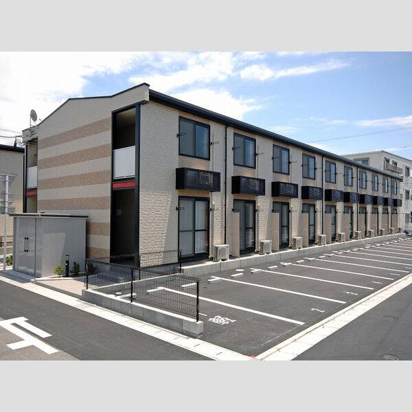 レオパレスファンファーレ 建物画像