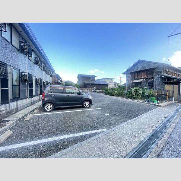 レオパレスチュラーティーダ 室内写真4