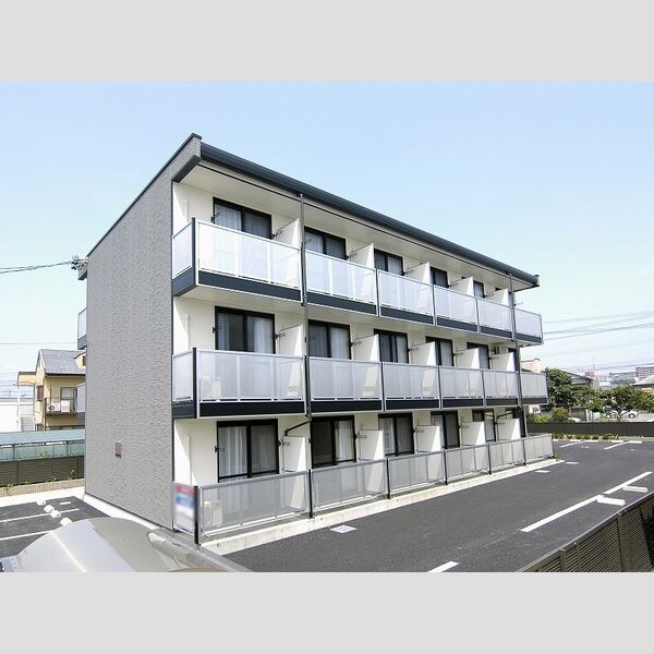 レオパレスカナン 建物画像