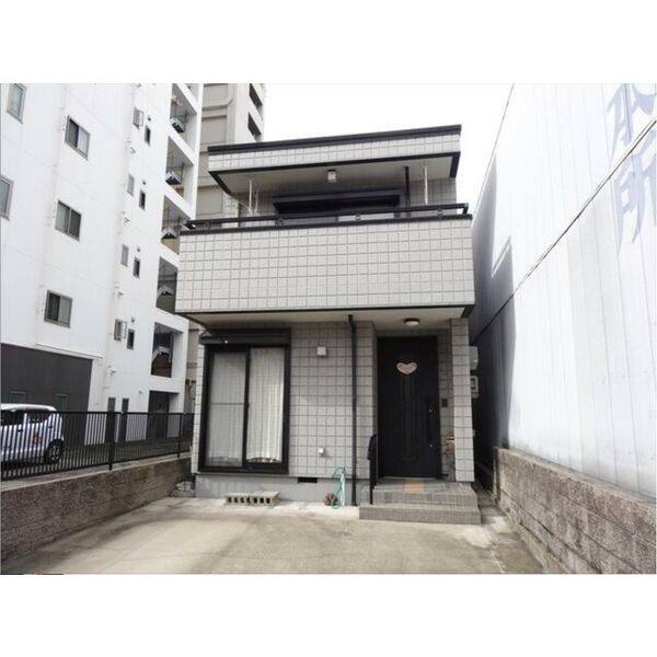 泉二丁目貸家 建物画像