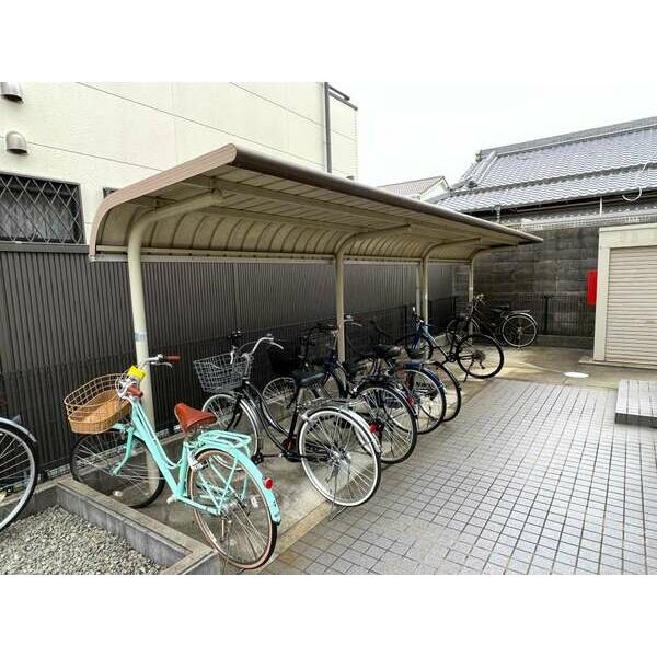 レオパレスセントラル島崎 室内写真8