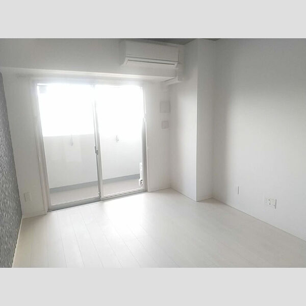 YamazakiSekiyuBLD 室内写真1