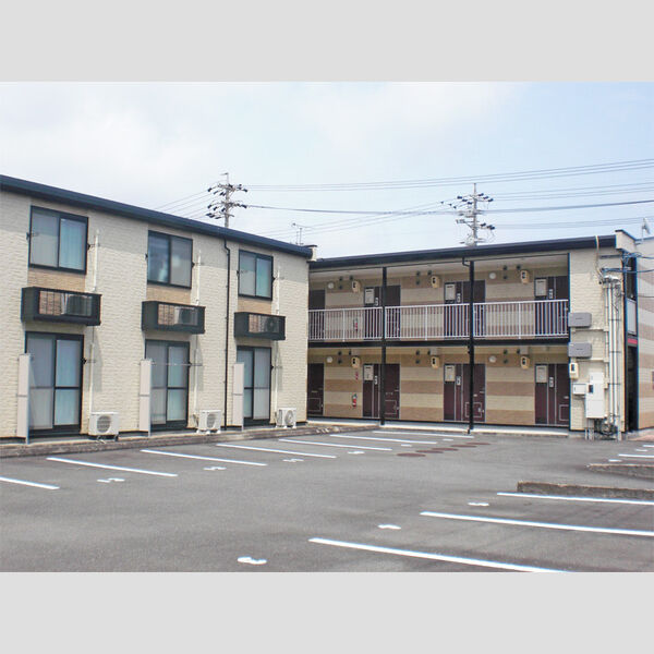 レオパレスジャルダンD 建物画像