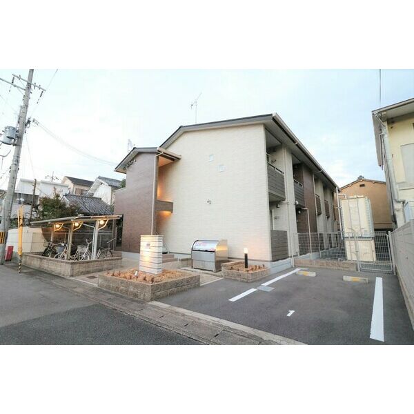 クレイノ太秦天神川 建物画像
