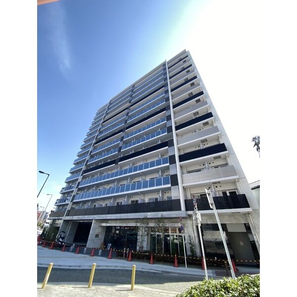 MELDIA CREST TAPP NAMBA-WEST 建物画像