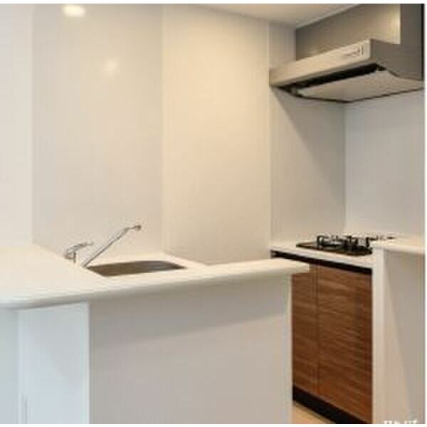 MELDIA CREST TAPP NAMBA-WEST 室内写真1
