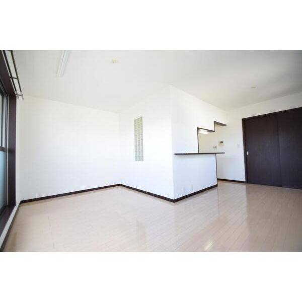 ユリ・コート亀の井 室内写真2