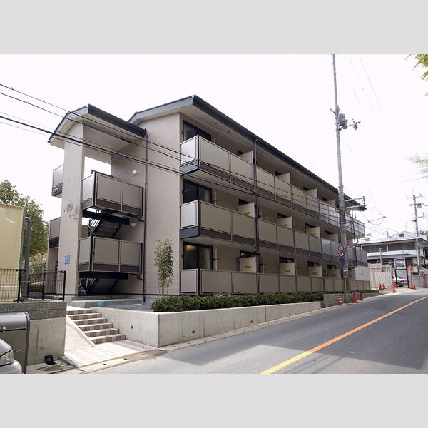 レオパレスForest桂坂 建物画像