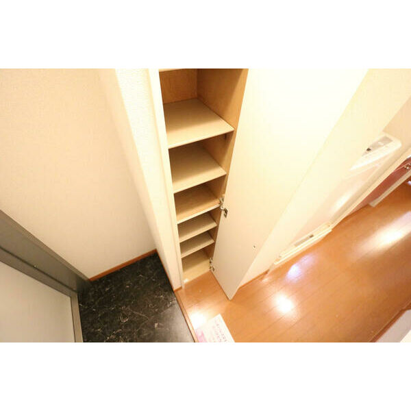 レオパレス山科御陵 室内写真10