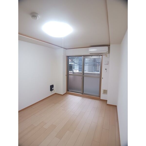 富小路四条マンション 室内写真1