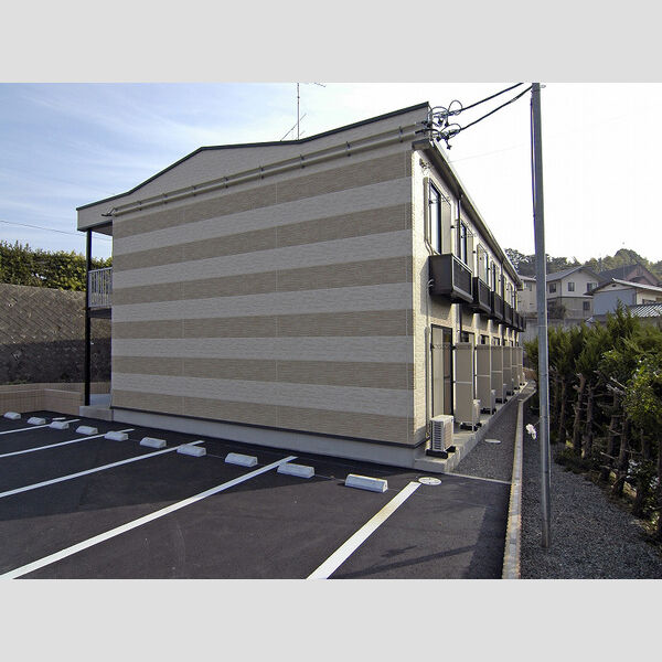 レオパレスオレンジコート 建物画像