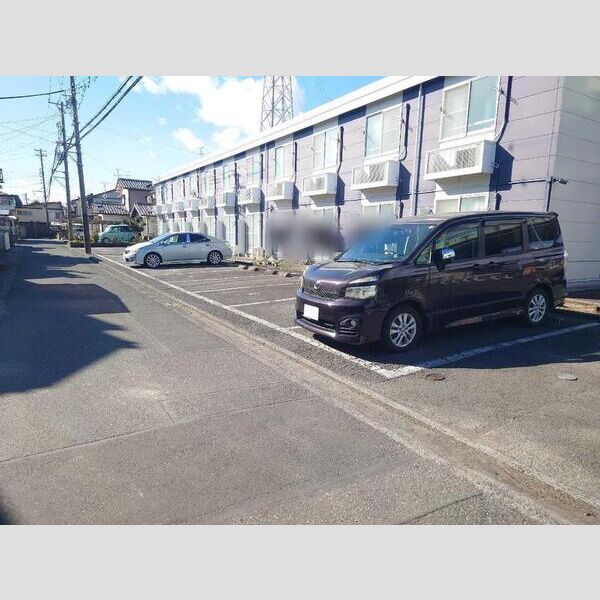 レオパレスサンサーラ 室内写真3