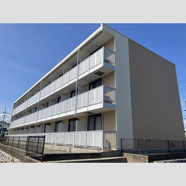 レオパレスさくら館 建物画像
