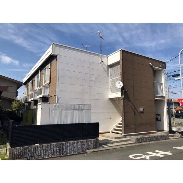 レオパレスまき 建物画像