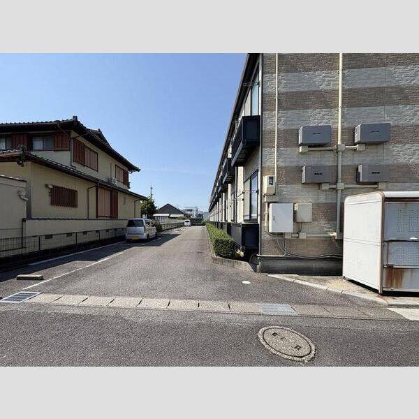 レオパレスVillage 室内写真3
