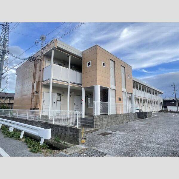 レオパレス白山荘 建物画像