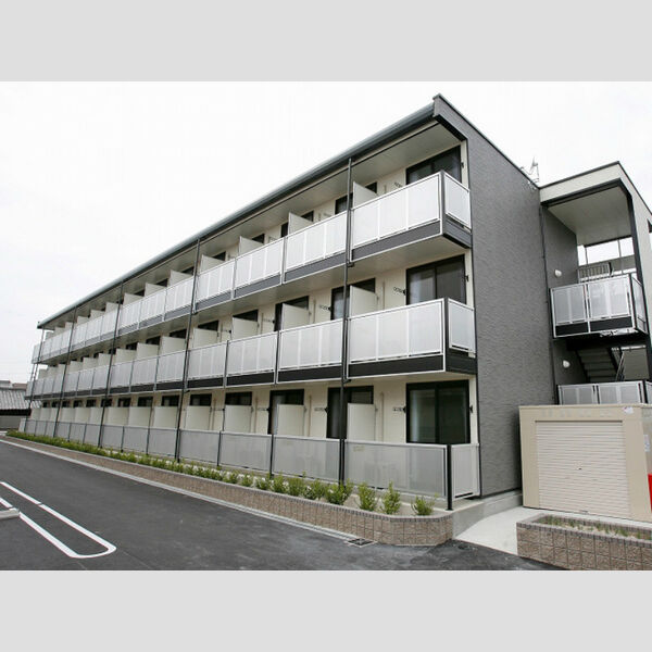 レオパレスサンカレッジ 建物画像