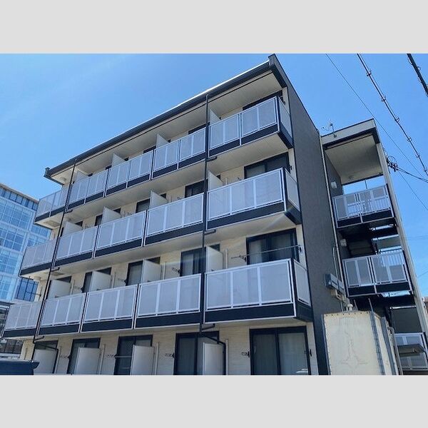 レオパレスパインツリー 建物画像