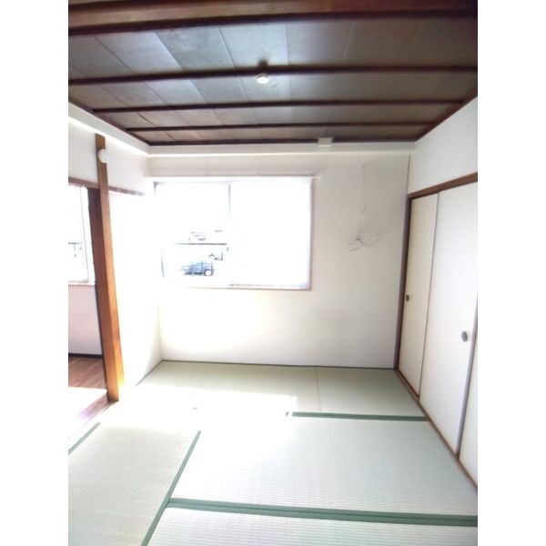虹ヶ丘マンション 室内写真1