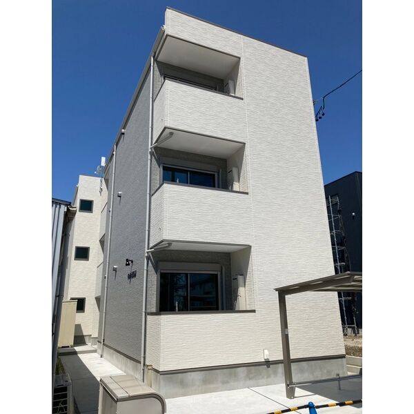 ilusion高畑西(イルシオンタカバタニシ)