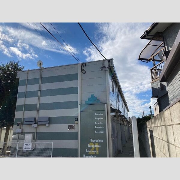 レオパレスベンデュール