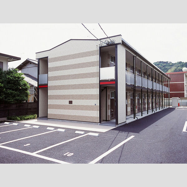 レオパレスリジエール 建物画像