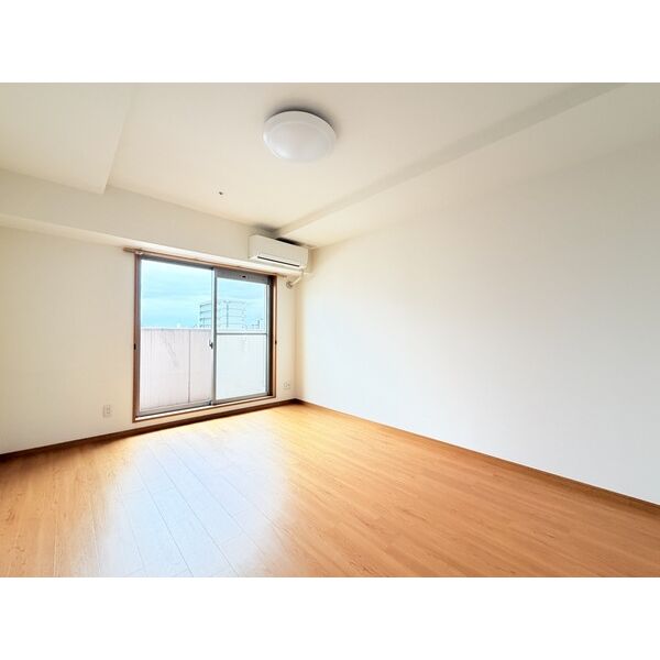 アーバンフラッツ新栄 室内写真1